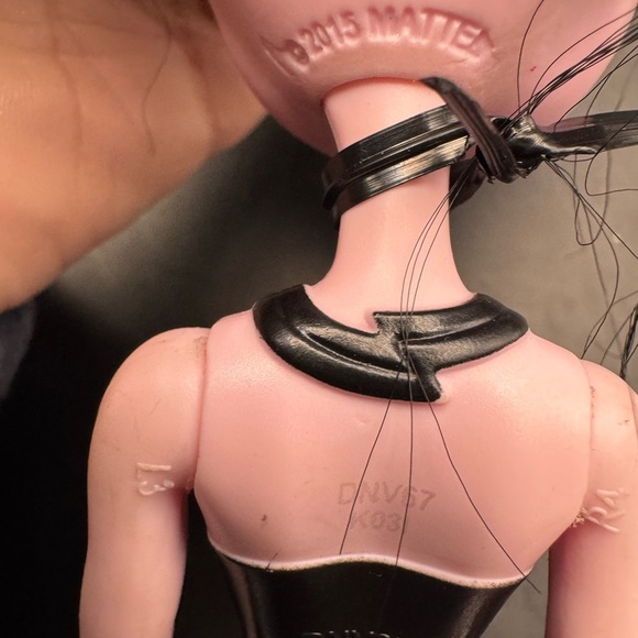 Monster High Draculaura Doll Mattel Vampire Skull 2015 Preowned Toy - Picture 4 of 9